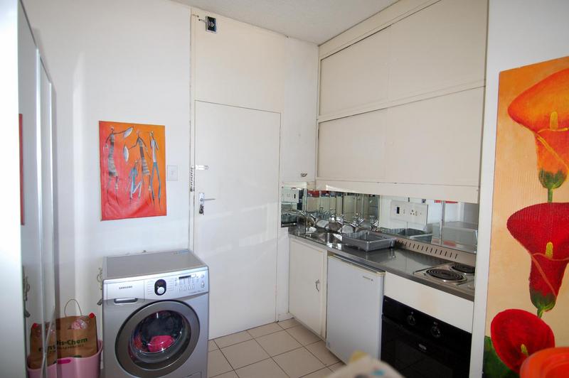 0 Bedroom Property for Sale in Oranjezicht Western Cape